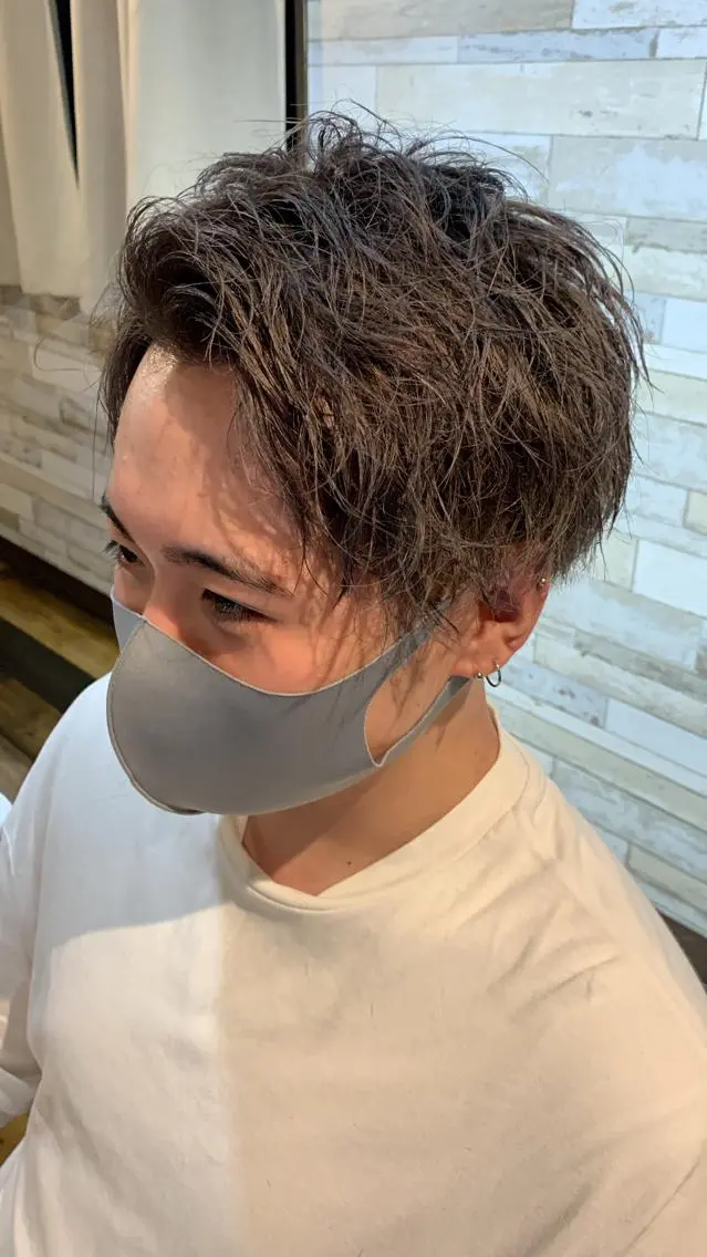 カラー メンズ シルバー repose日本橋 室町のヘアスタイル