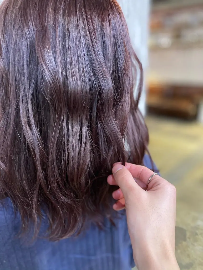 セミロング カラー 勝河 怜楊のヘアスタイル