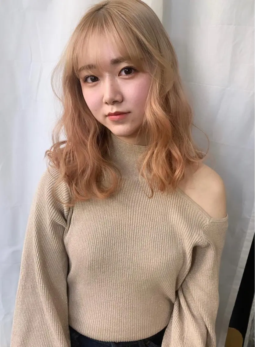 ミディアム カラー ヘアアレンジ 髙塚碧🇰🇷 韓国ヘア🎗️のヘアスタイル