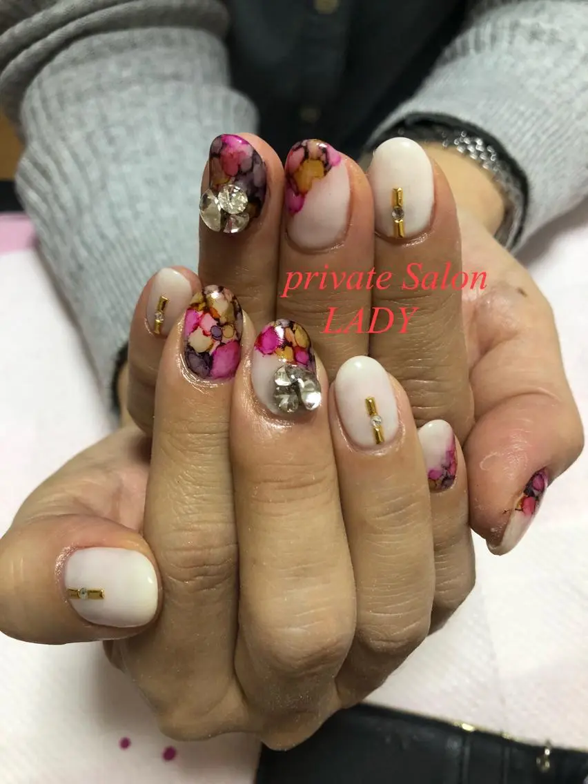 ネイル ハンドネイル 桜田 麻菜のネイルデザイン