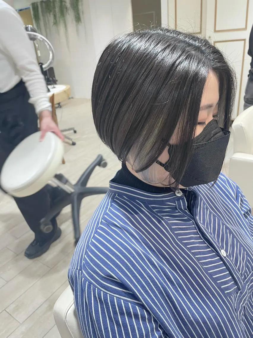 ショート カラー まつげ兼任しもさこ 🌟レイヤー得意のヘアスタイル