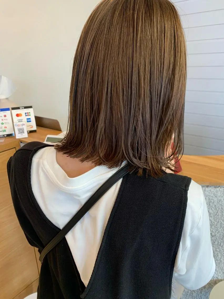 ミディアム カラー カット ヘアカラー chihale 富樫莉香のヘアスタイル