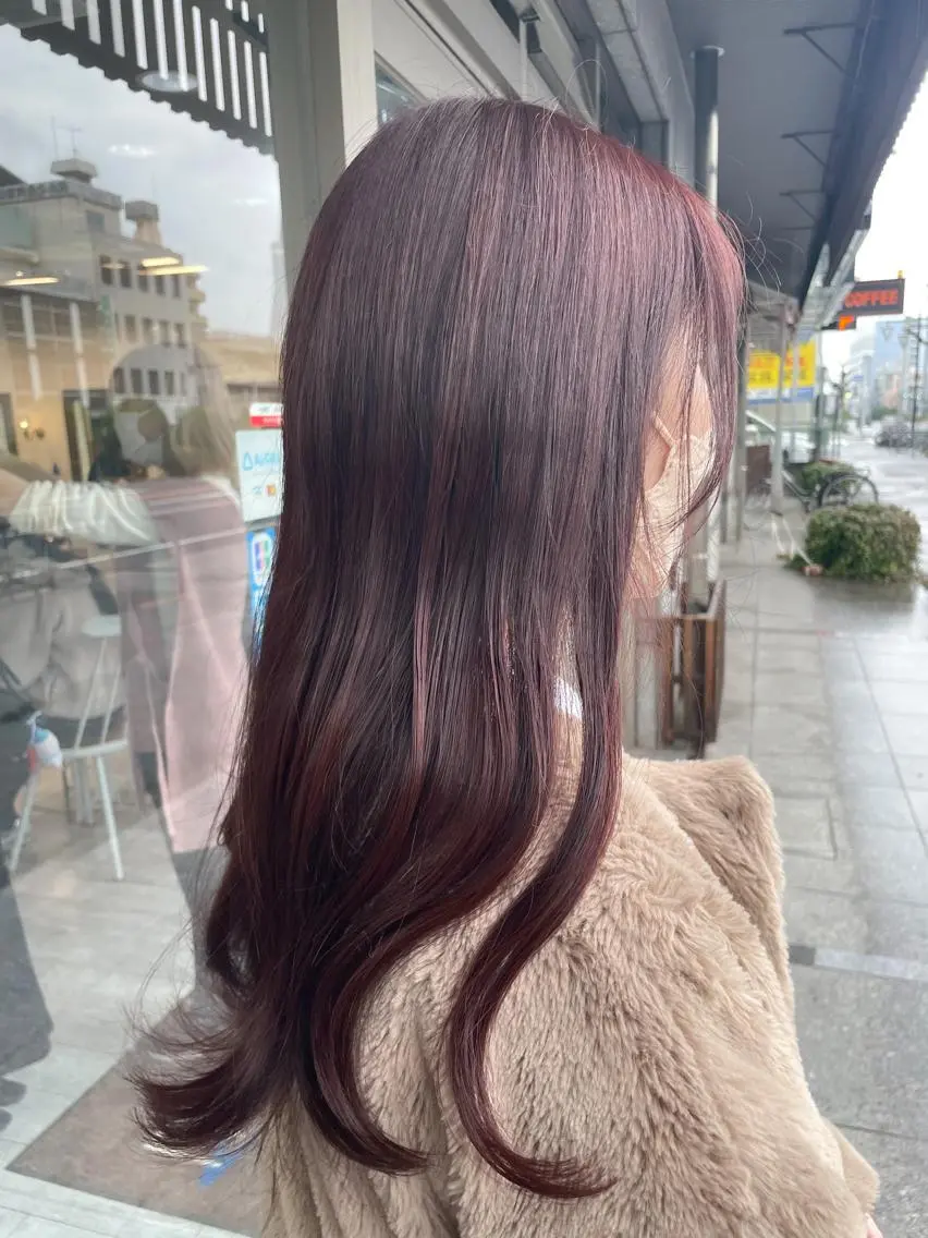 ロング ピンクブラウン イワタ マハ/ minim hairのヘアスタイル