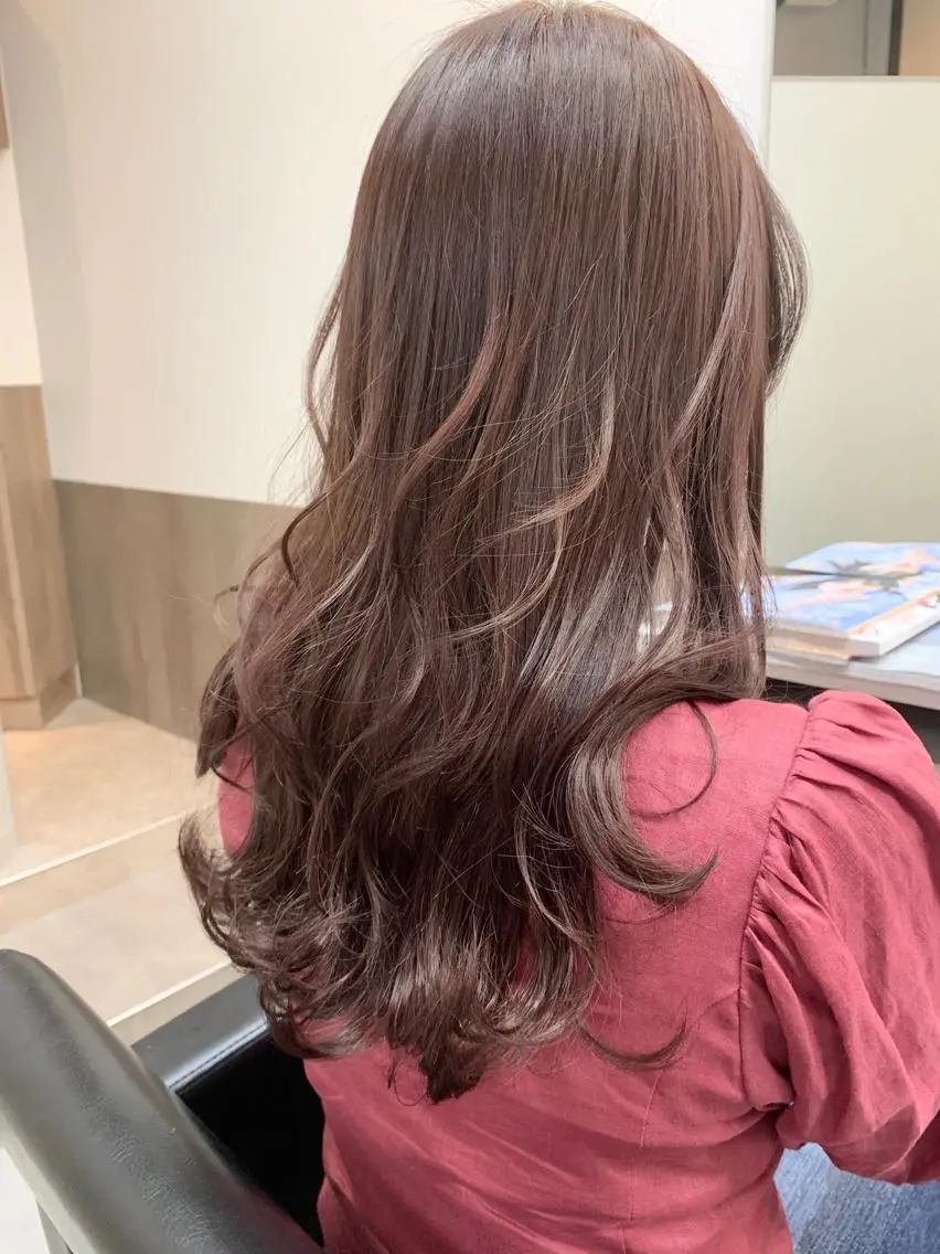 ロング カラー アッシュ 透明感カラー ハイライトカラー パープルカラー パープルアッシュ ヘアカラー トリートメント レイヤー/大人メンズ パーマ🌀 平島拓也のヘアスタイル