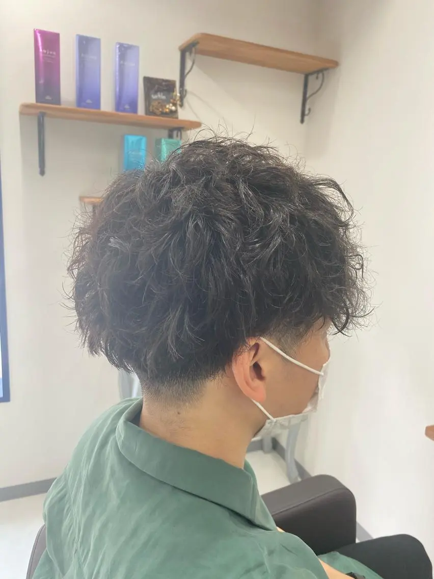 ショート ツイストパーマ 村山 豪歩のヘアスタイル