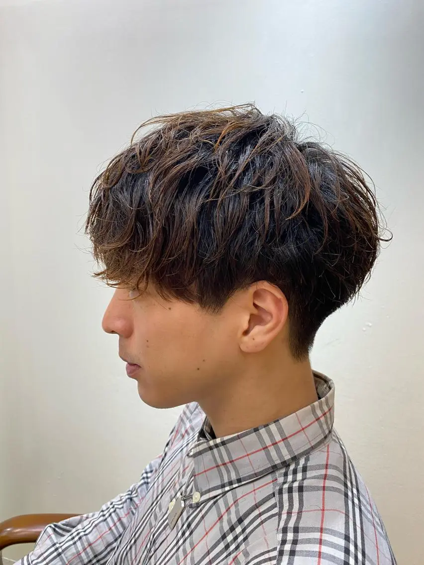 パーマ メンズ 柏のセンターパート のプロ関口 柊太のヘアスタイル