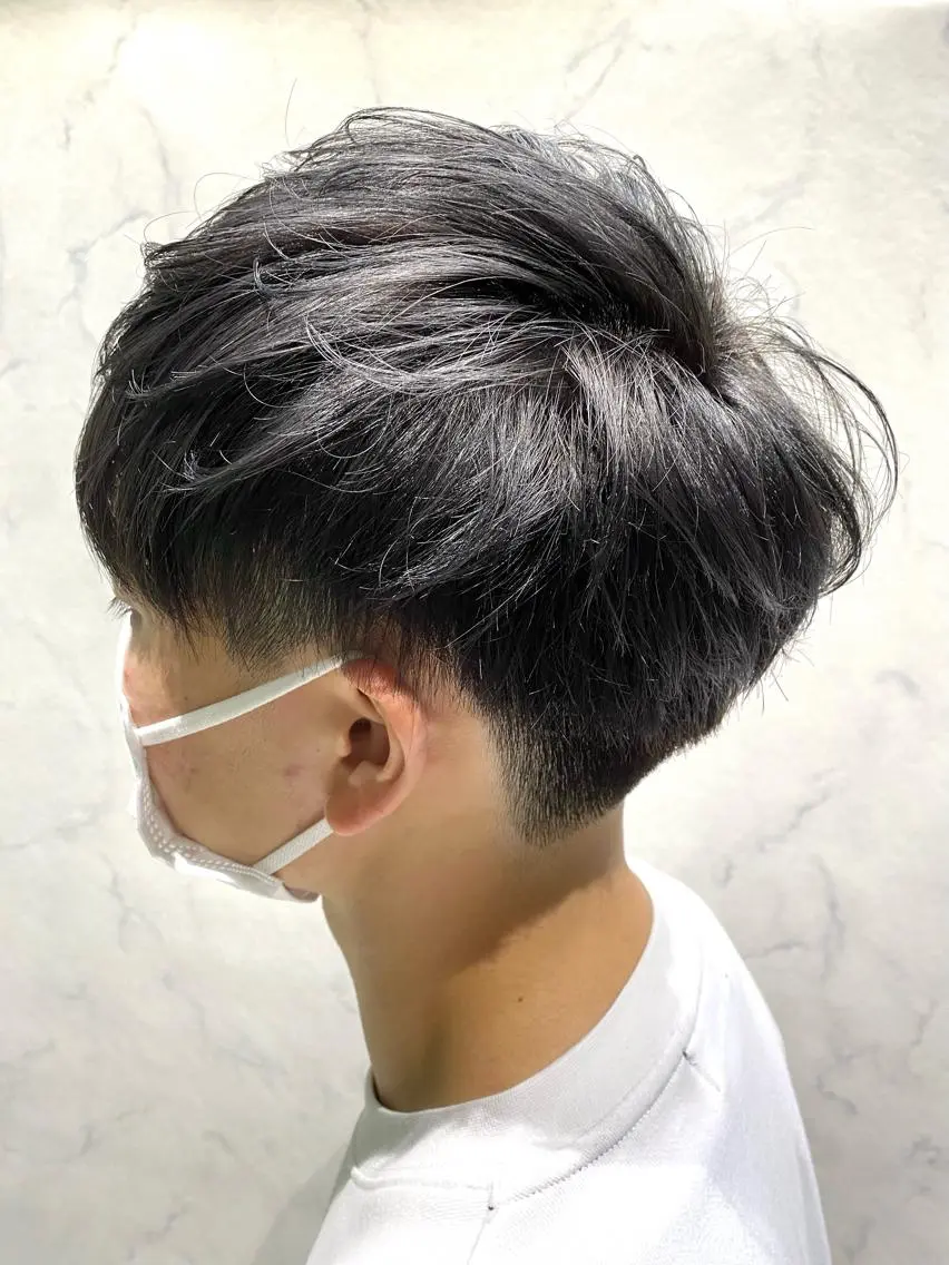 ショート カラー メンズ カット ヘアカラー 【𝐀𝐬𝐡大森】 石崎竜祐のヘアスタイル