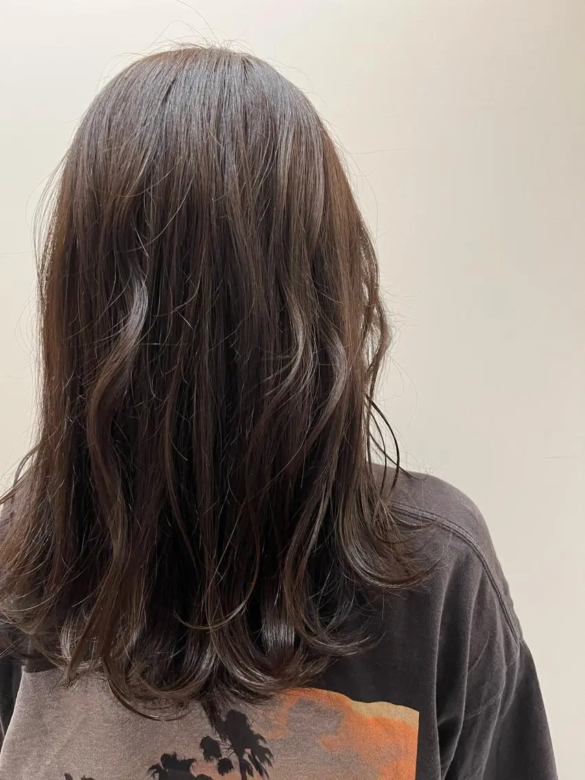 ロング カラー ブラウンカラー オレンジ TEMIL HAIR 《まお》のヘアスタイル
