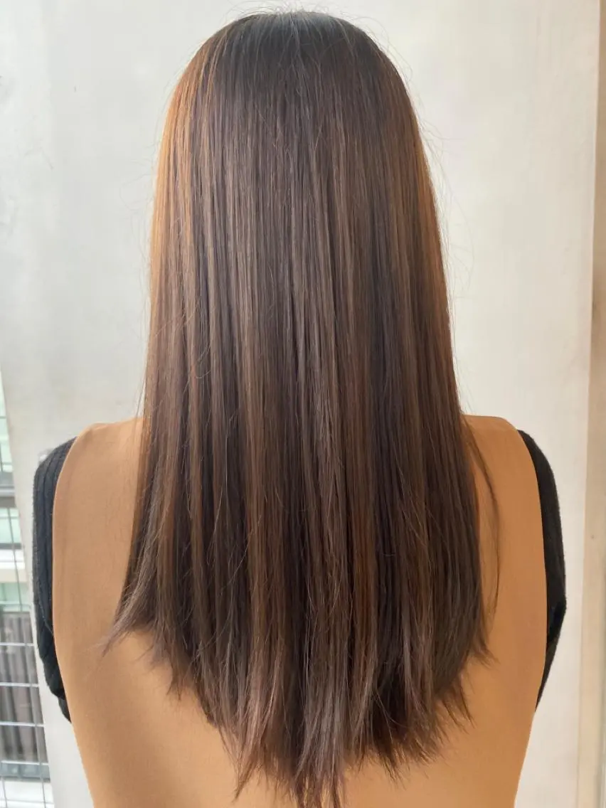 セミロング 髪質改善 マツモト シゲキのヘアスタイル