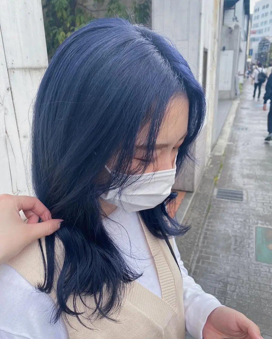 ミディアム カラー ヘアアレンジ 韓国レイヤーカット/ 儚げカラーチナツのヘアスタイル