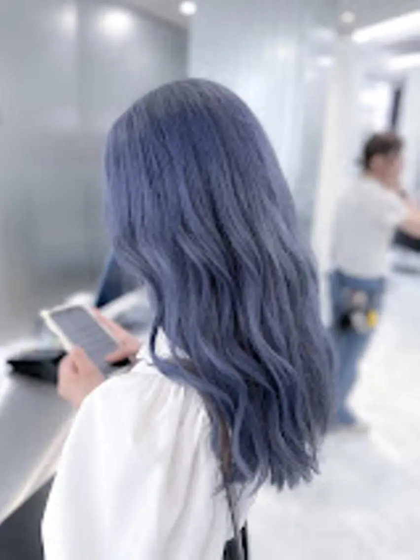 カラー 🪞official FRUITS渋谷🩰のヘアスタイル