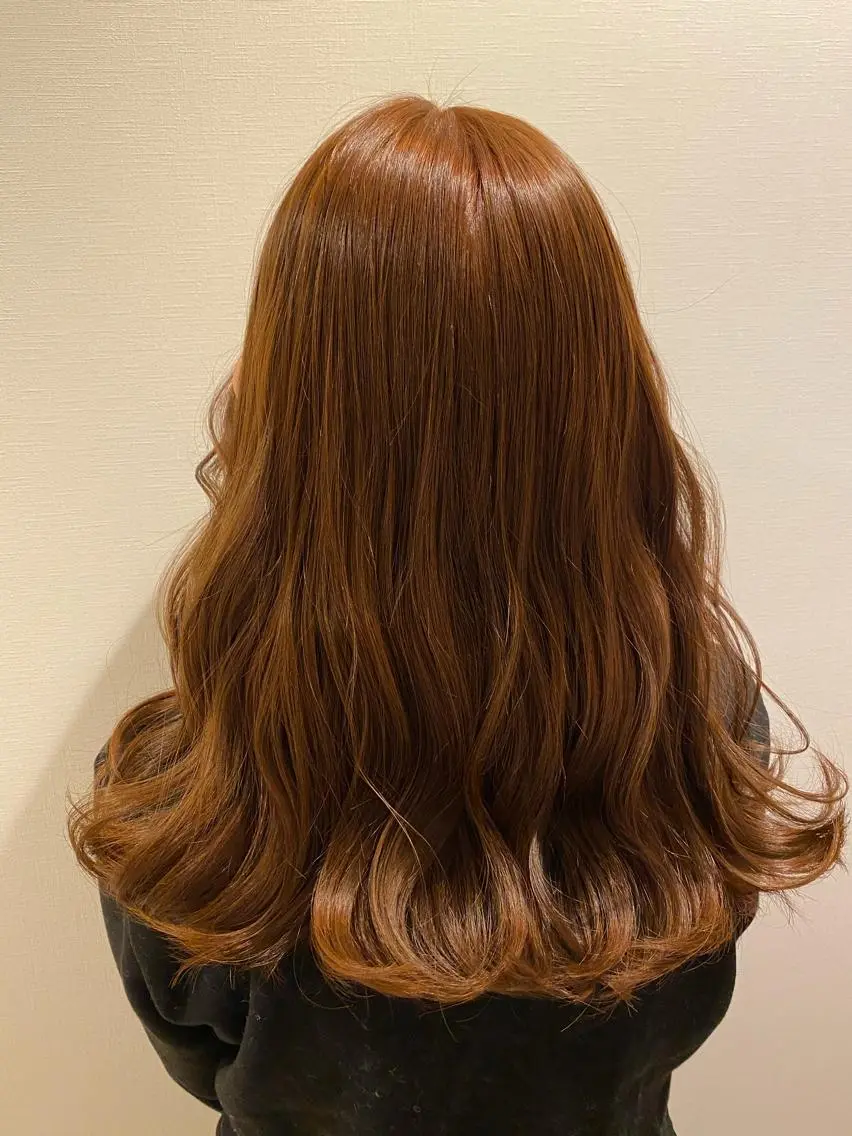 ロング カラー ベージュカラー オレンジ オレンジベージュ KAREN／ 武蔵小山/自由が丘のヘアスタイル