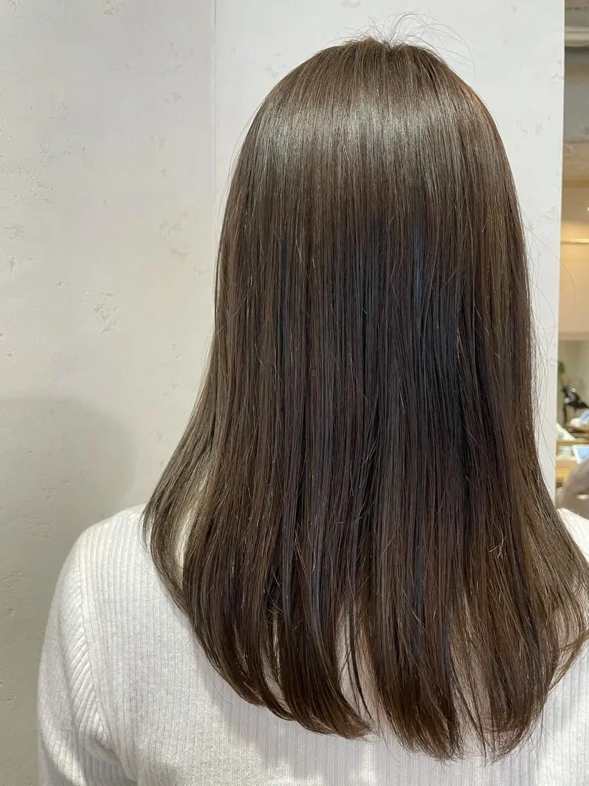 セミロング カラー ブルーカラー ブルージュ ハイライトカラー ハイライト カウンセリング重視 🌿Tsuyukiのヘアスタイル