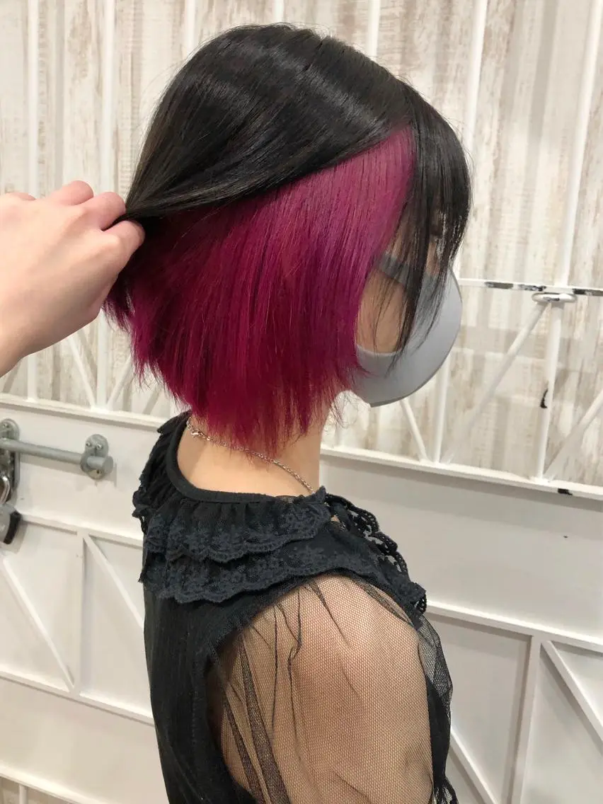カラー white.梅田 デザインカラー🦄のヘアスタイル