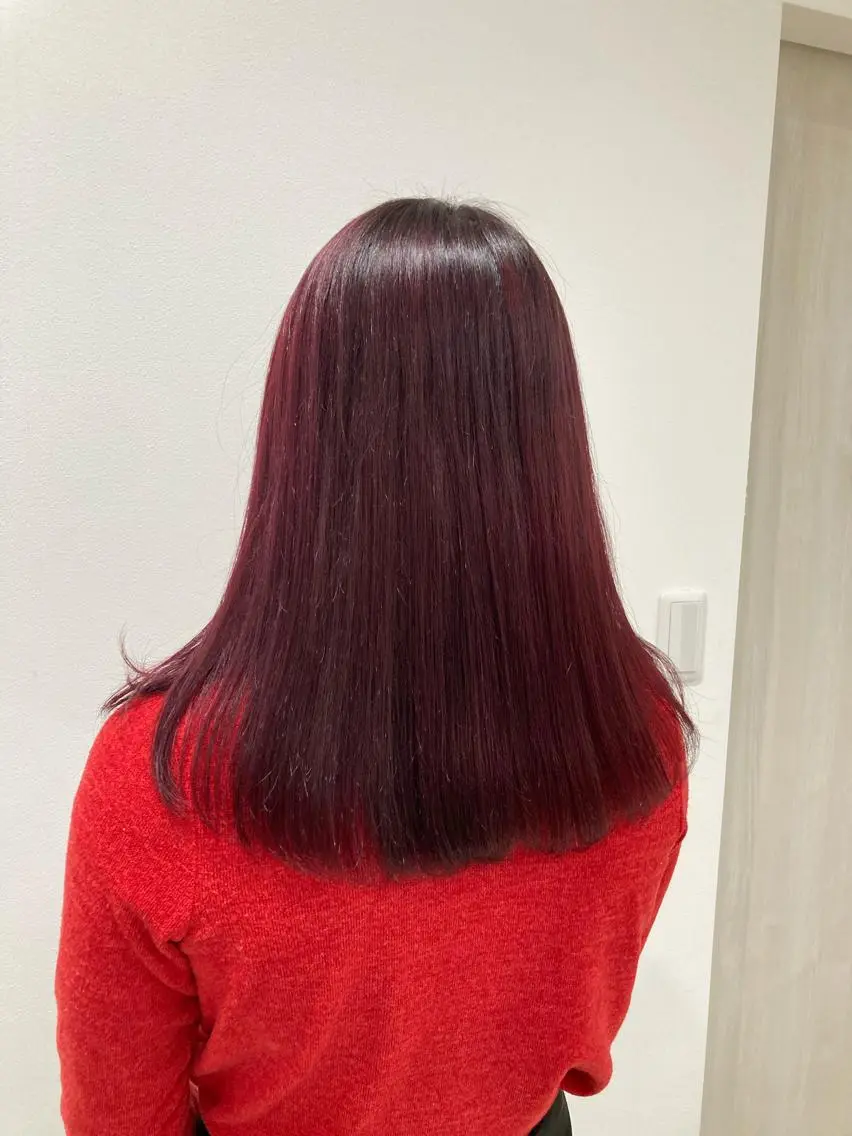 ロング カラー ブリーチ ブリーチなしカラー ヘアカラー ピンクカラー🎀 米津 美佑のヘアスタイル
