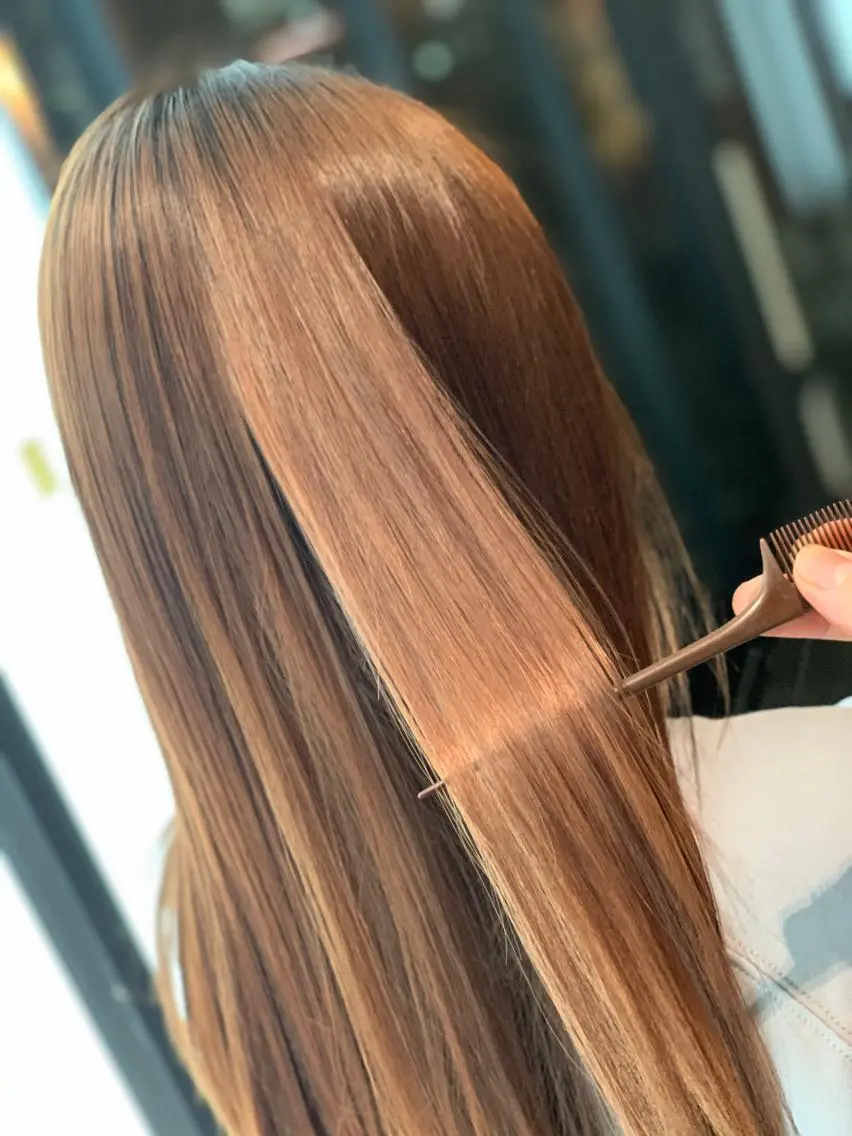 ミディアム 縮毛矯正 タカハシ ヨシヒトのヘアスタイル