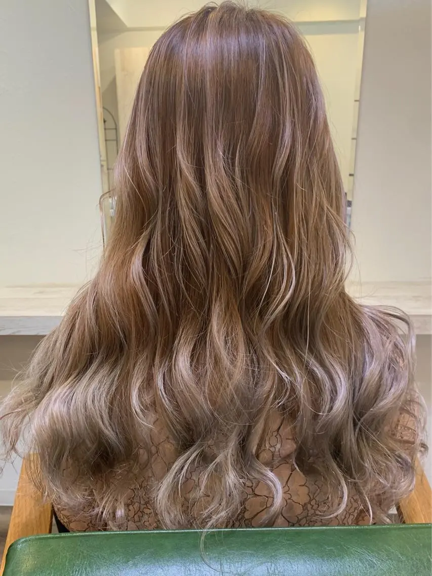 ロング カラー ハイライトカラー ハイライト ヘアカラー m ā l o.🌷 サカモトマイコのヘアスタイル