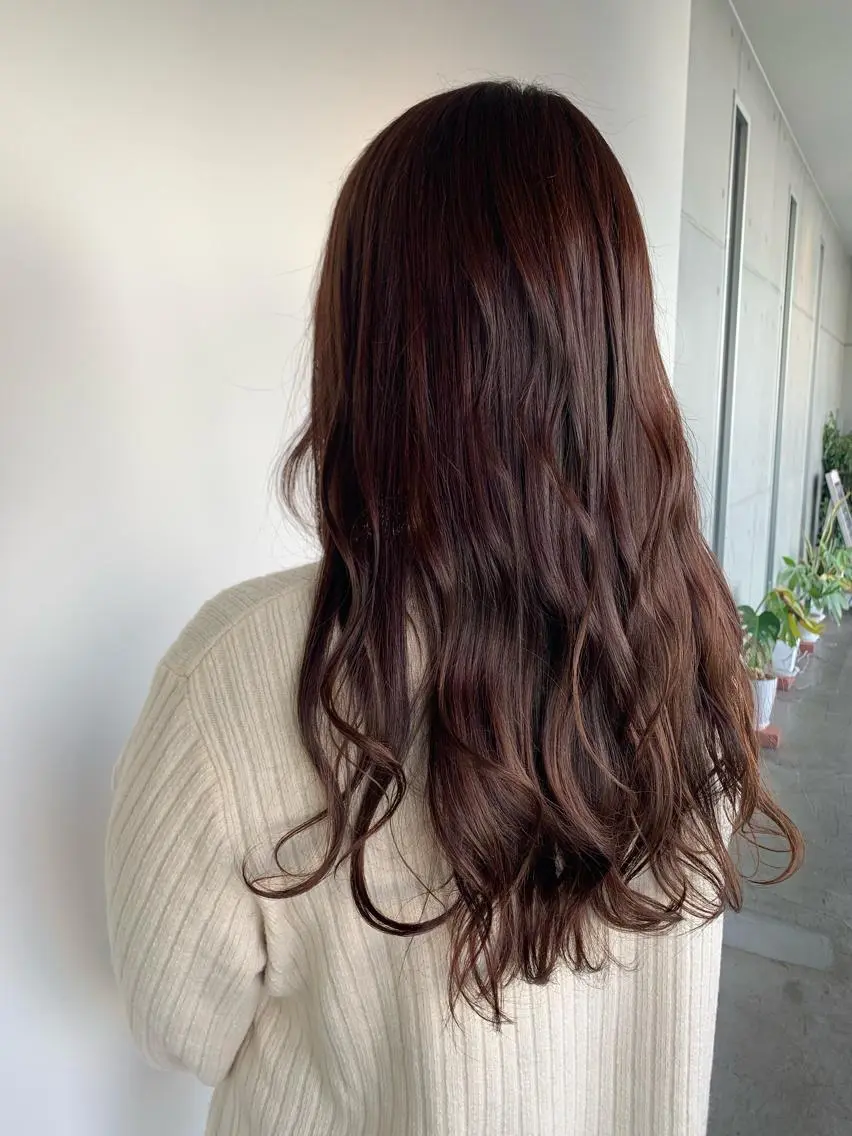 ロング チョコレートブラウン おせ ちさとのヘアスタイル