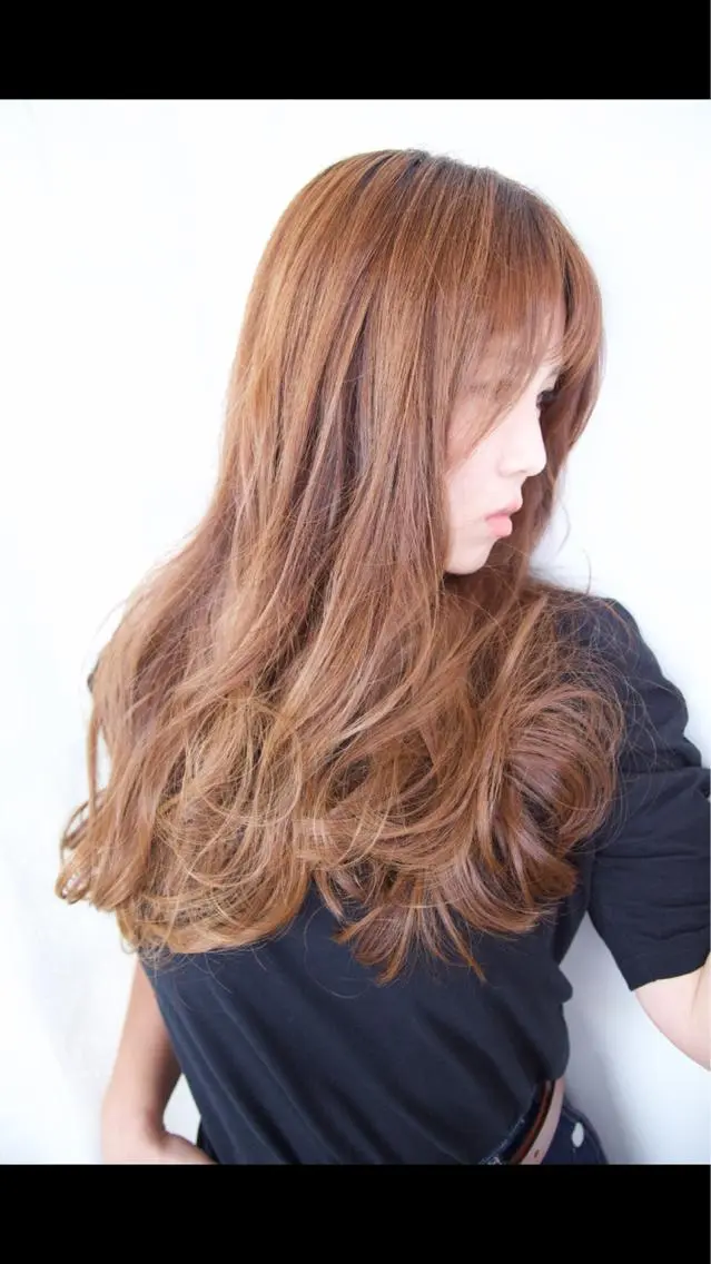 ロング レイヤーカット 森 宇旦のヘアスタイル