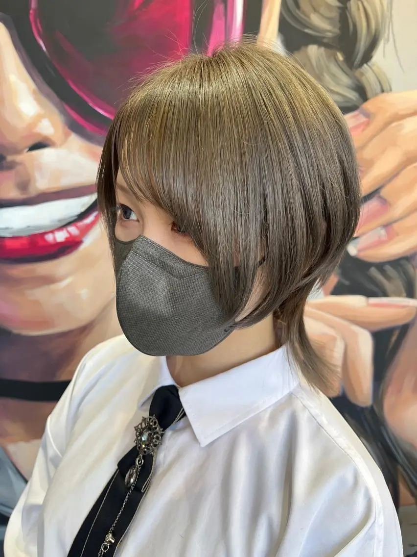 セミロング カラー パーマ ヘアアレンジ メンズ キッズ ネイル マツエク・マツパ アイブロウ メンズブリーチ メンズハイライト メンズインナーカラー メンズ韓国風 ブリーチ 久木原 ゆりのヘアスタイル