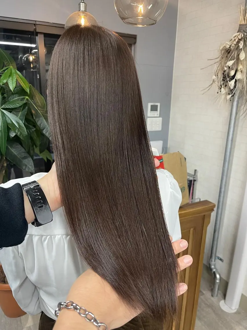セミロング 髪質改善 縮毛矯正 松永 雄樹のヘアスタイル