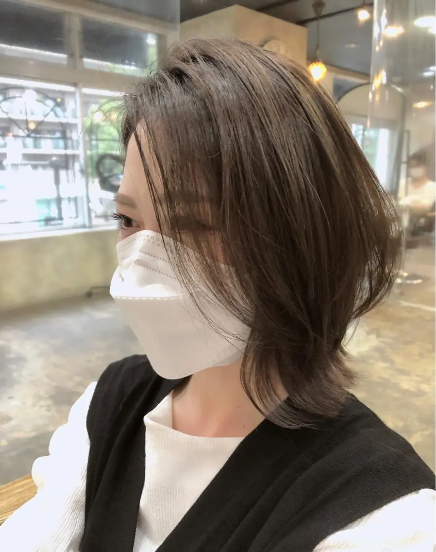 ミディアム カラー パーマ ヘアアレンジ キッズ ネイル マツエク・マツパ アイブロウ アディクシーカラー 透明感カラー ハイライトカラー 眉カラー ボブ 髪質改善✨ストレート オグ✂️/ショートのヘアスタイル