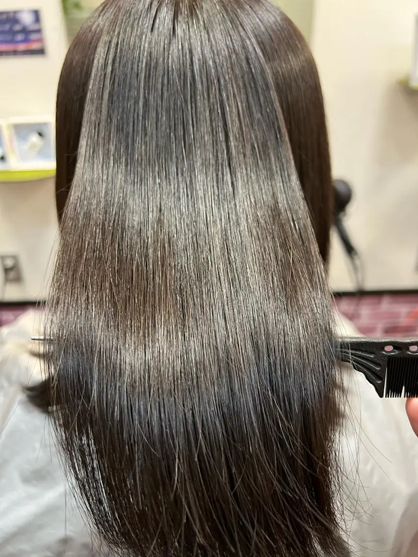 ミディアム 亀田 未有のヘアスタイル