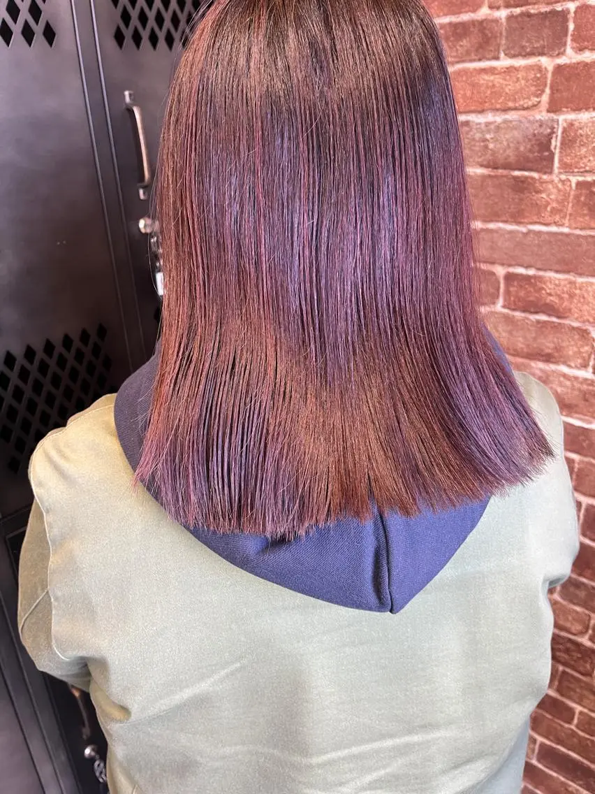 ミディアム カラー パーマ ヘアアレンジ メンズ キッズ ネイル マツエク・マツパ アイブロウ メンズブリーチ メンズハイライト メンズインナーカラー メンズ韓国風 ブリーチ 久木原 ゆりのヘアスタイル