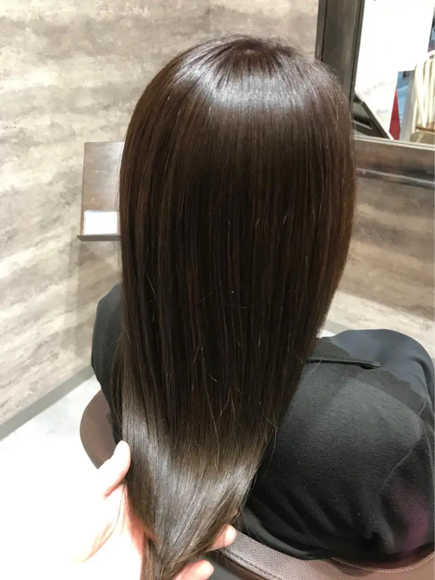 セミロング カラー グレージュ Blanco Color&Careのヘアスタイル