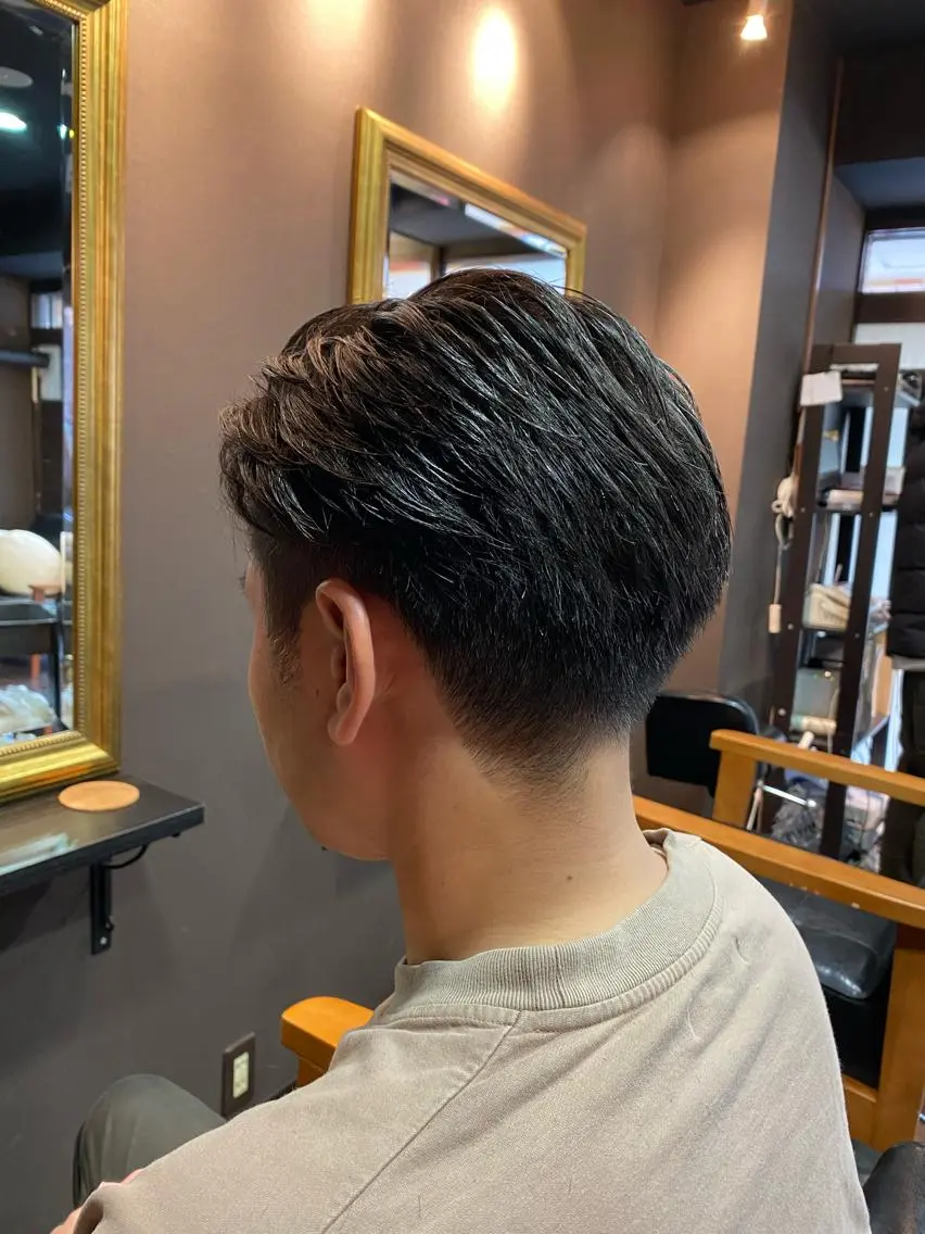メンズ オールバック men'ssalon AXLのヘアスタイル