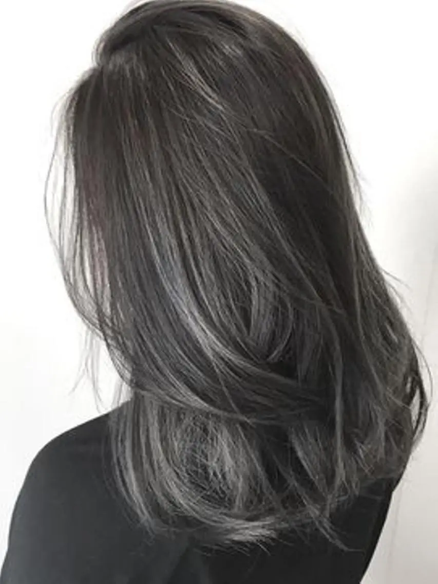 セミロング カラー ヘアアレンジ 【公式】amble luxe池袋東口🩷のヘアスタイル