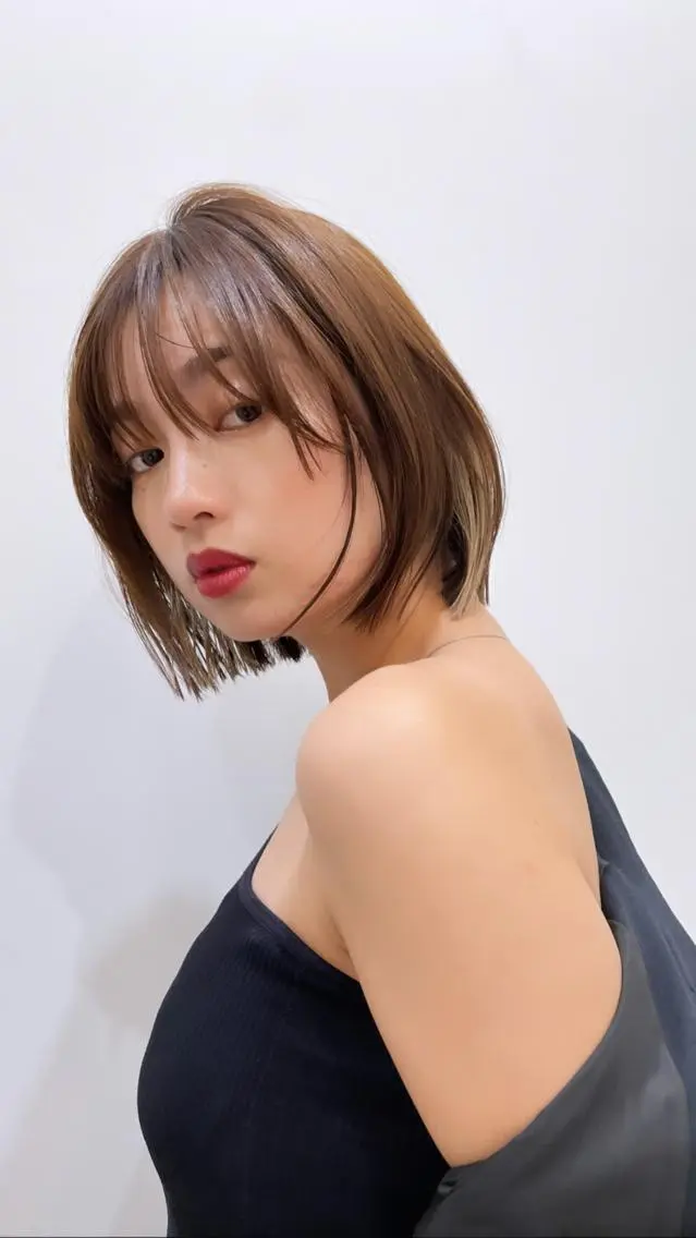 セミロング カラー 切りっぱなしボブ ショートボブ ベージュカラー ハイトーンカラー ボブ 🌿レイヤー/ブリー チ/🌿JINのヘアスタイル
