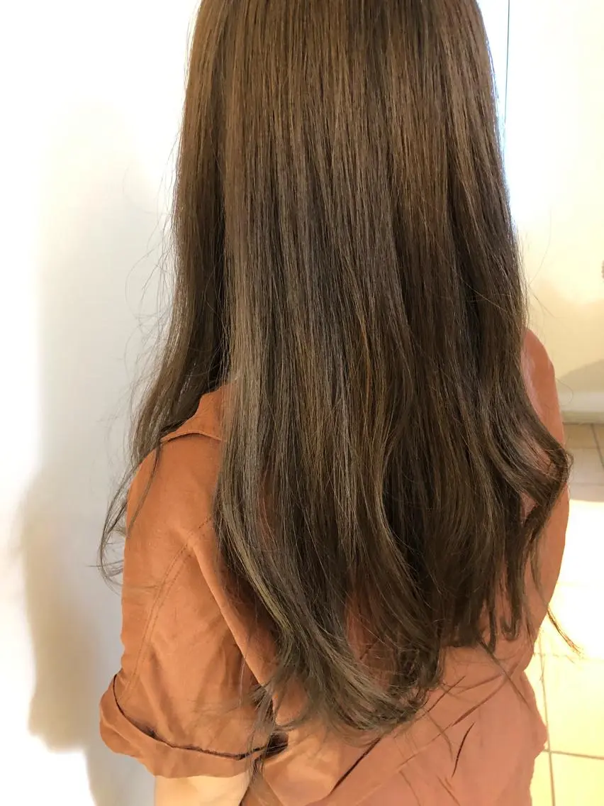 ロング カラー ベージュカラー ヘーゼル カット ヘアカラー トリートメント 韓国hair ·͜· watanabeのヘアスタイル