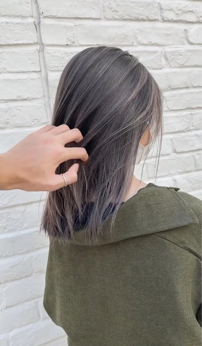 セミロング カラー カット ヘアカラー トリートメント 海外デザイン🇺🇸 石渡諒太のヘアスタイル