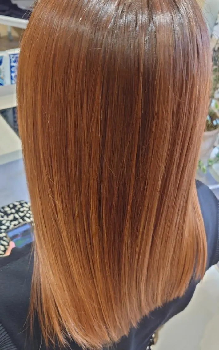 セミロング カラー トリートメント 酸熱トリートメント トリートメント ヘッドスパ 徳永 博志のヘアスタイル