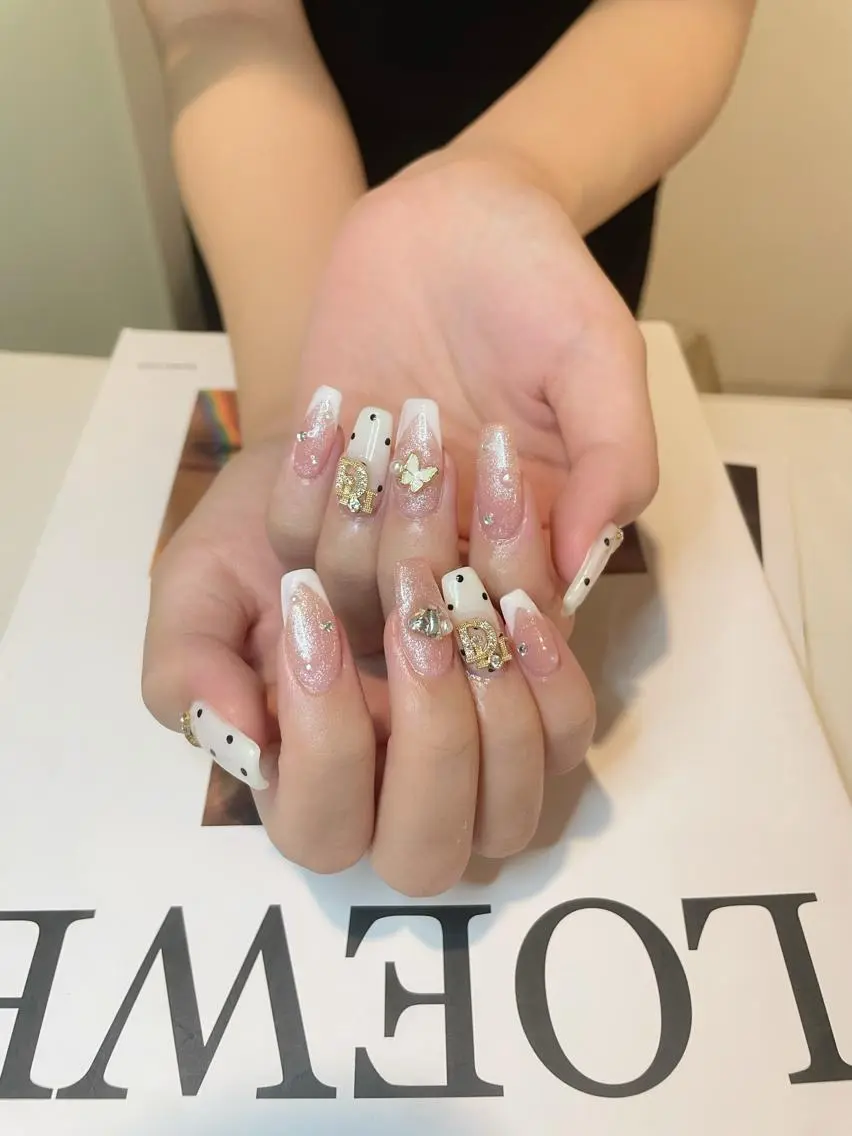 ネイル ハンドネイル D.d Nail Moeのネイルデザイン