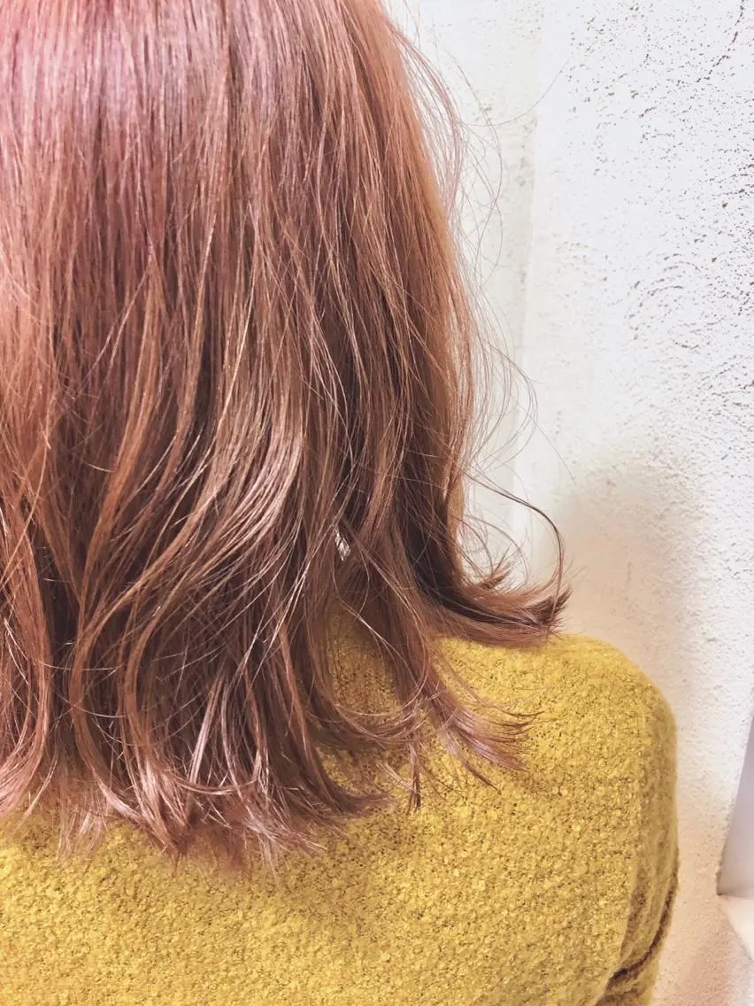 ミディアム カラー アッシュ ブリーチ ケアブリーチ ピンクカラー ピンクアッシュ 長岡 俊樹のヘアスタイル