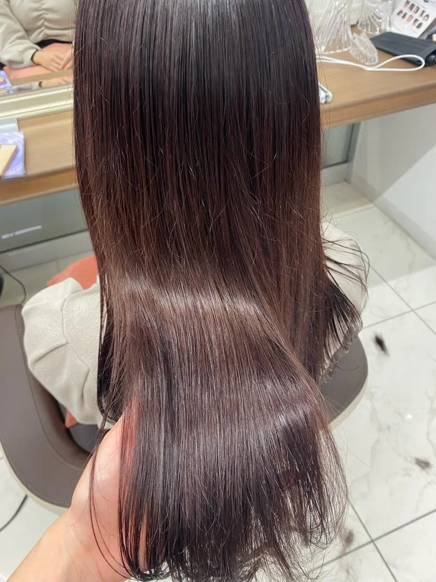 ロング カラー イルミナカラー トリートメント 長妻莉央/縮毛矯正 髪質改善カラーのヘアスタイル