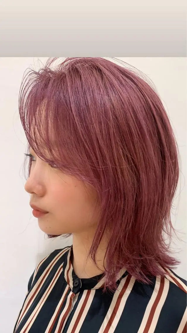 セミロング カラー navile momoのヘアスタイル