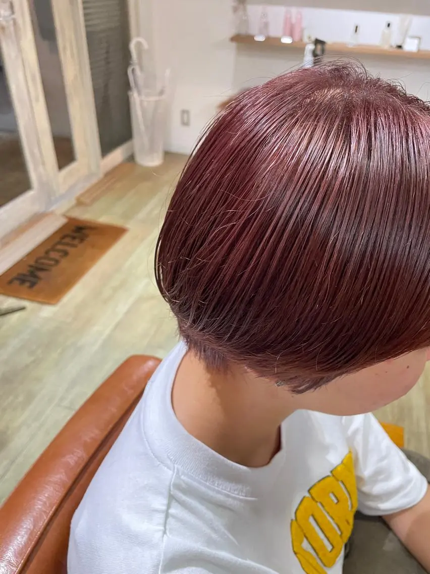 ショート カラー ヘアカラー カジ エリナのヘアスタイル