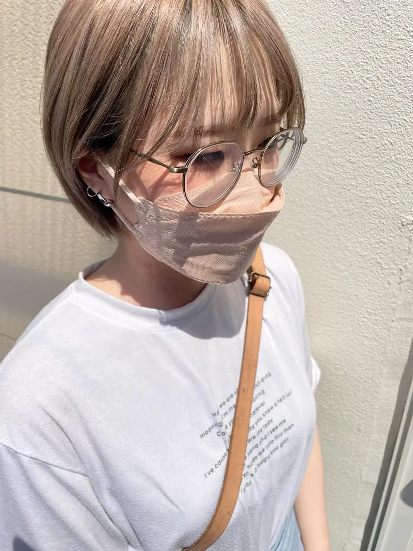 ショート カラー ブリーチ hair terra ce M奈良店のヘアスタイル