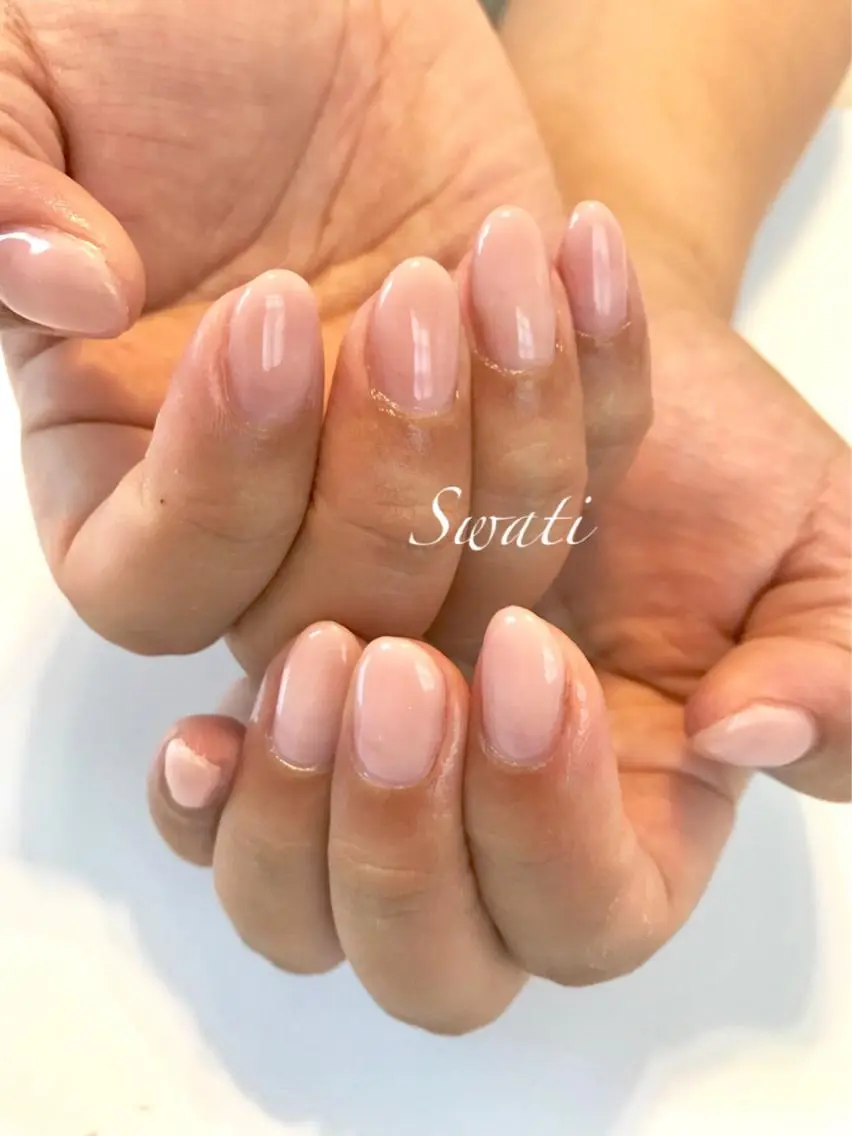 ネイル アートネイル グラデーション オフィスネイル ピンク シンプルネイル yuko （ネイリスト）のネイルデザイン