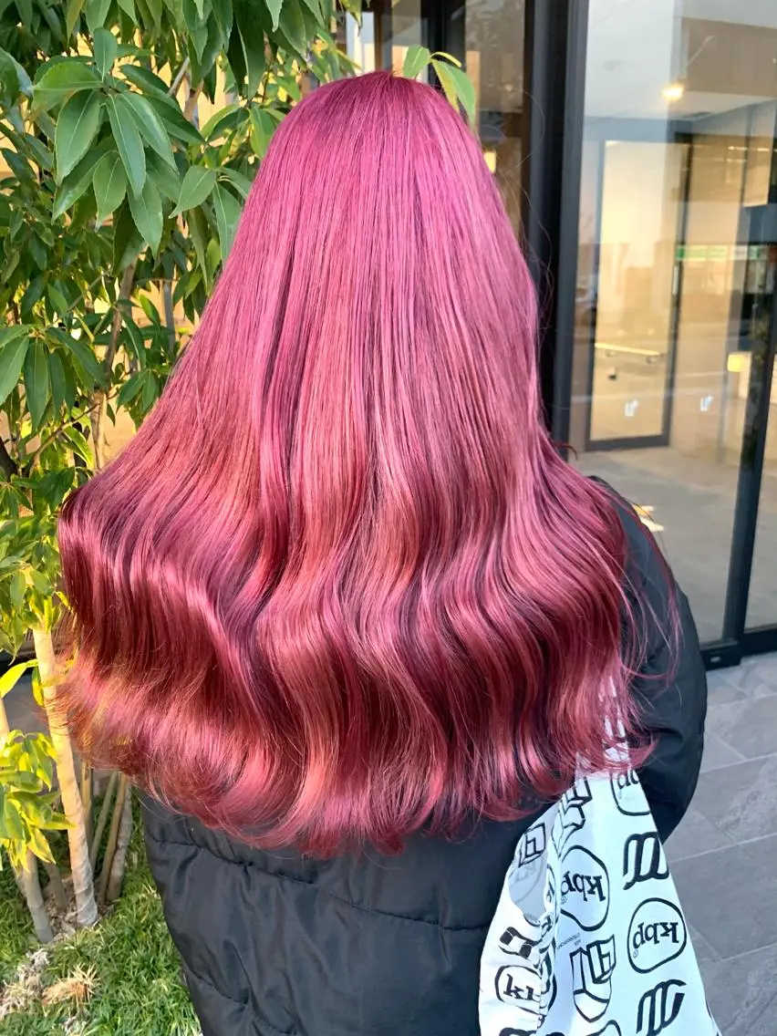 ロング カラー ヘアアレンジ ピンクカラー マツオカ マコのヘアスタイル
