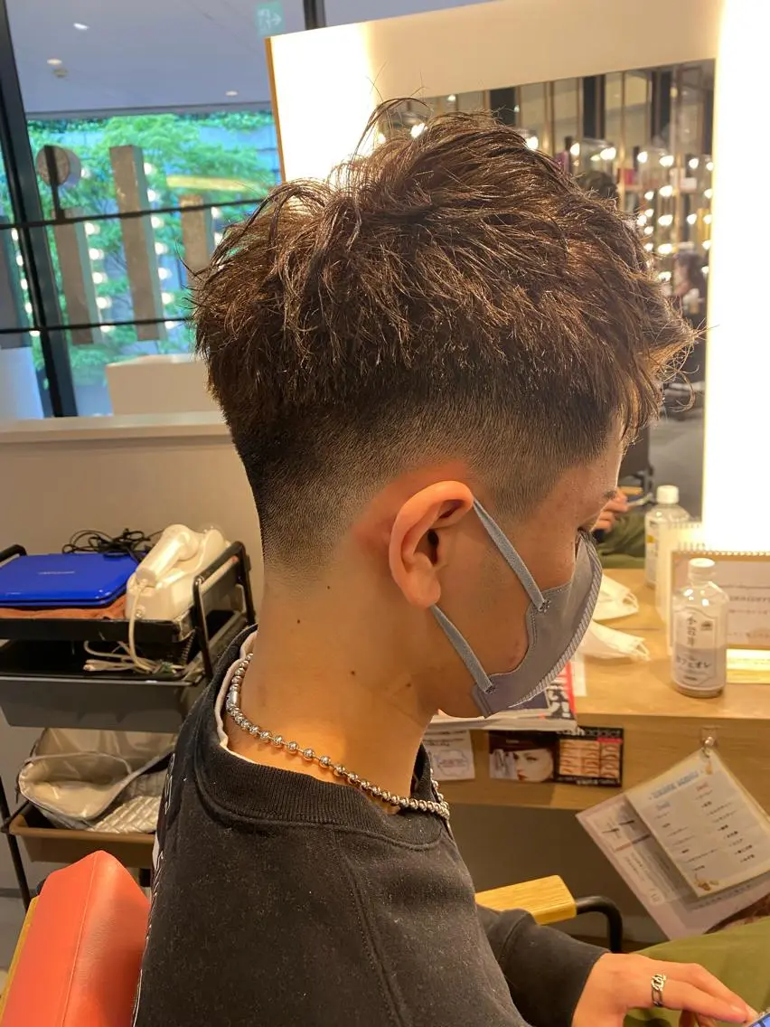 ショート カラー メンズ unopulir 景山 凌のヘアスタイル