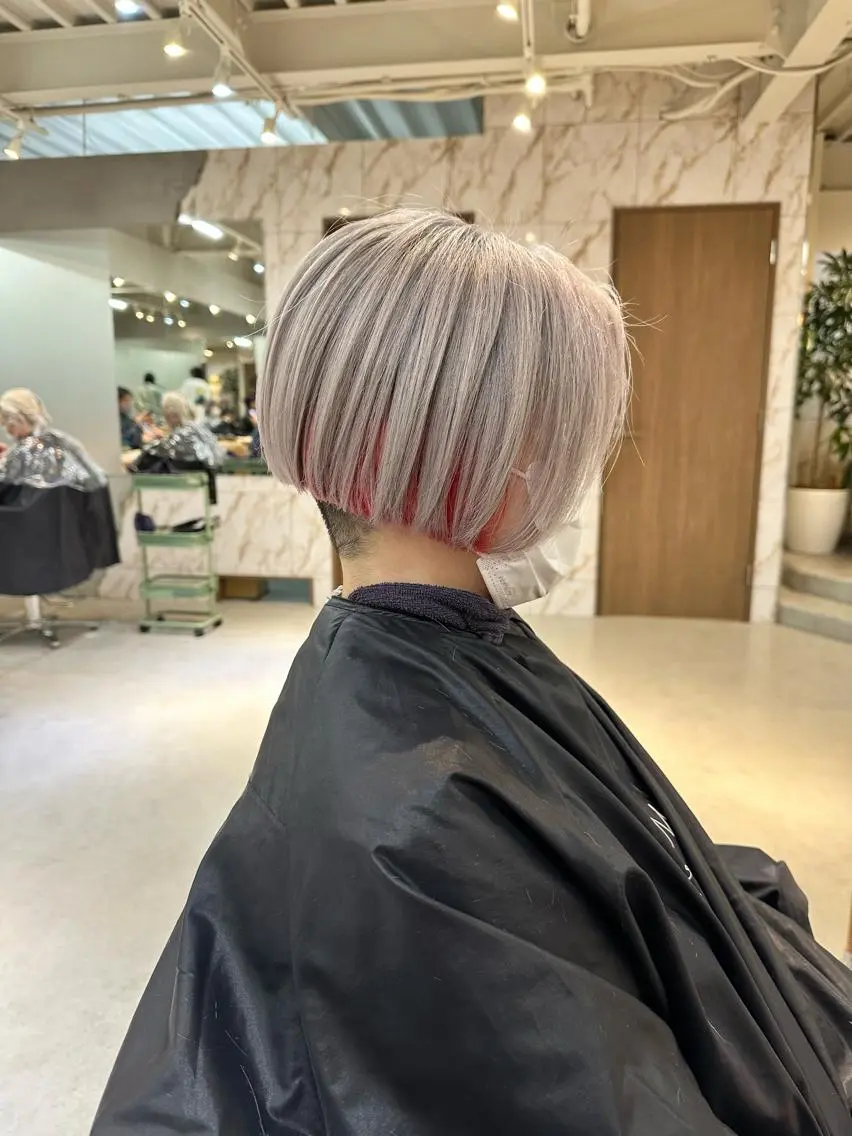 ショート ハイトーン×似合わせ 🌱中川慎之介のヘアスタイル