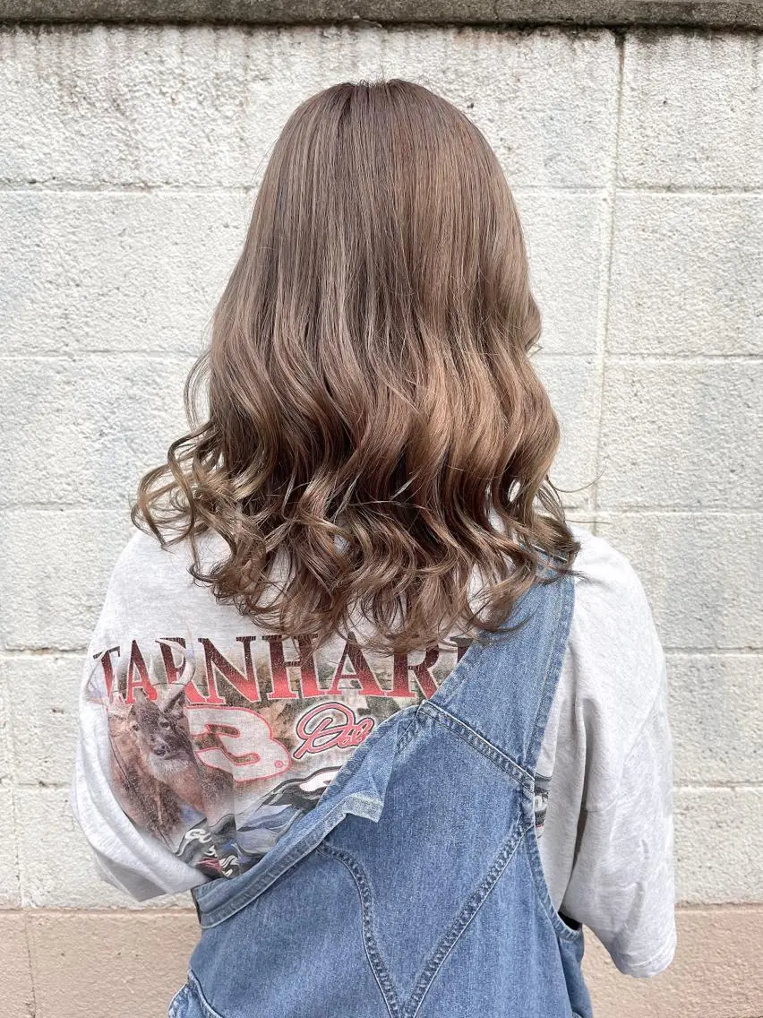 ミディアム ヘアアレンジ にいた かづしげのヘアスタイル