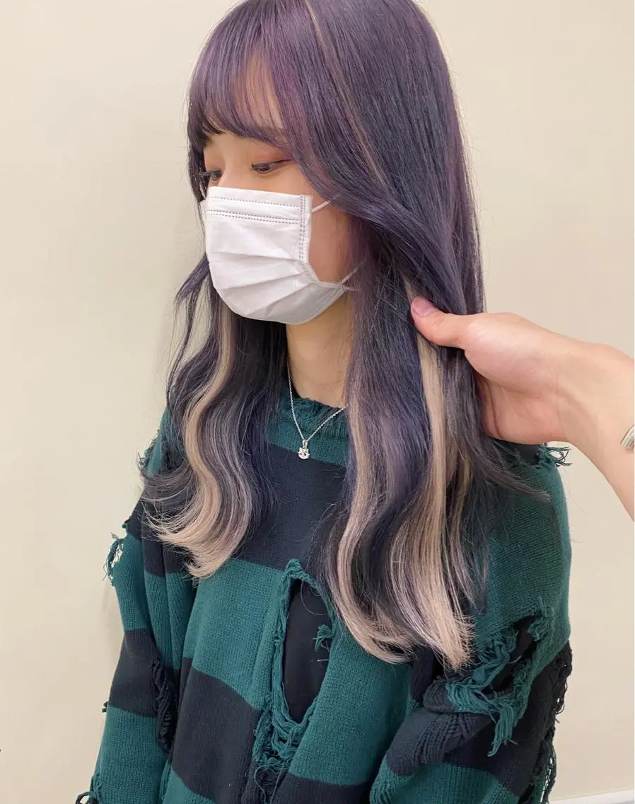 セミロング カラー ベージュカラー ホワイトベージュ エクステ ヘアカラー エクステ レイヤーウルフ エクステ磯部のヘアスタイル