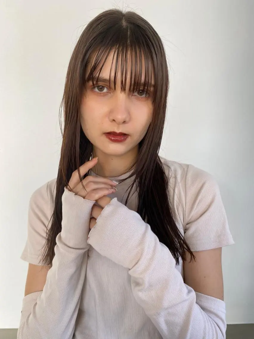 ミディアム カラー パーマ ミディアムパーマ アディクシーカラー ブリーチ ブロンド ブルーカラー カット ヘアカラー CEINE PATHのヘアスタイル
