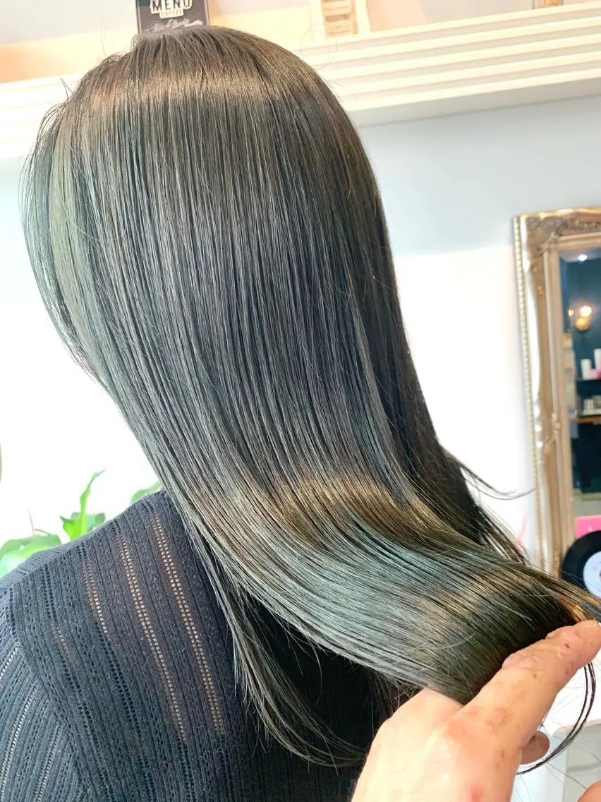 セミロング ヘアカラー トリートメント ヘッドスパ ヘアセット 大宮/山口 竣也のヘアスタイル