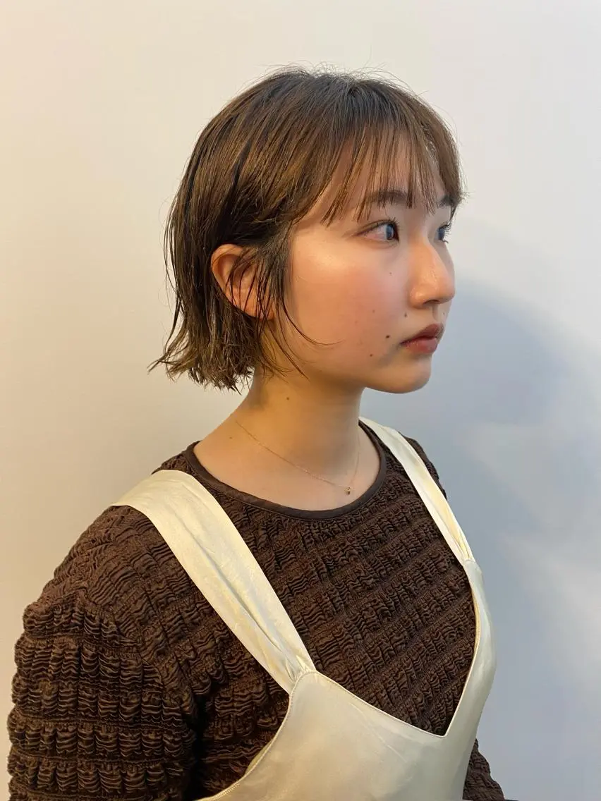 ショート カラー ボブ 大石 沙季のヘアスタイル